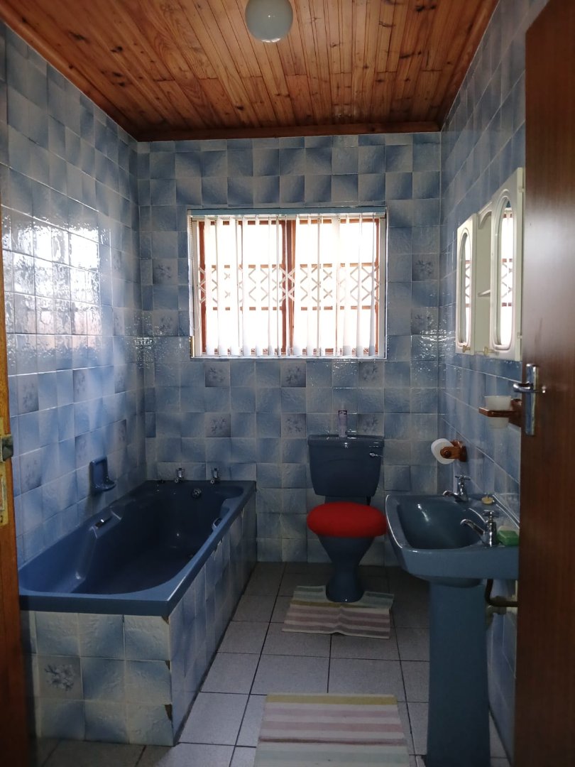 5 Bedroom Property for Sale in King Williams Town Ext 30 Eastern Cape